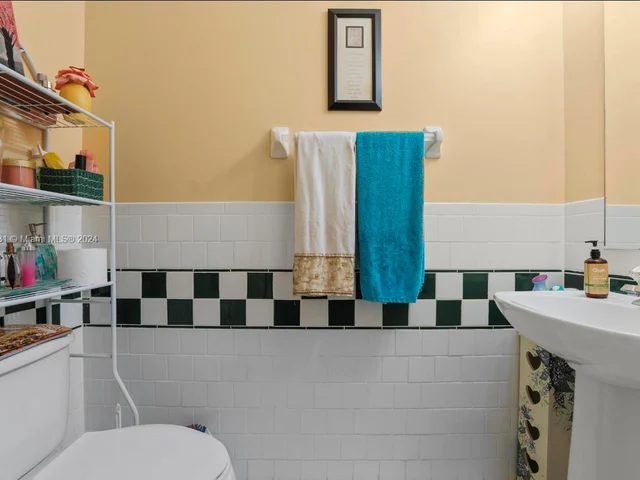 11174 NW 34th Ct, Coral Springs FL 33065