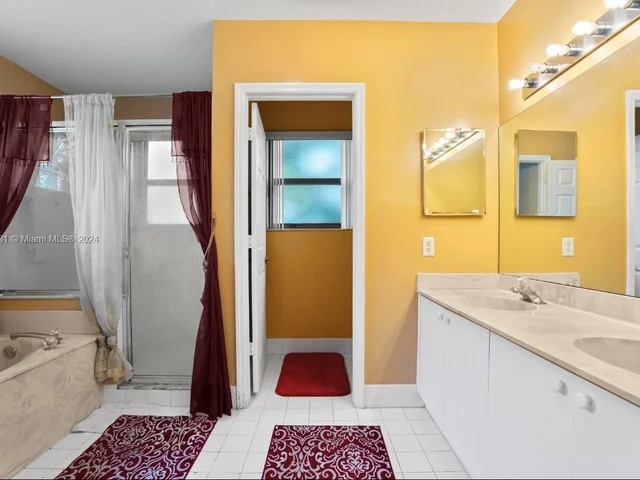 11174 NW 34th Ct, Coral Springs FL 33065