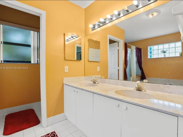 11174 NW 34th Ct, Coral Springs FL 33065