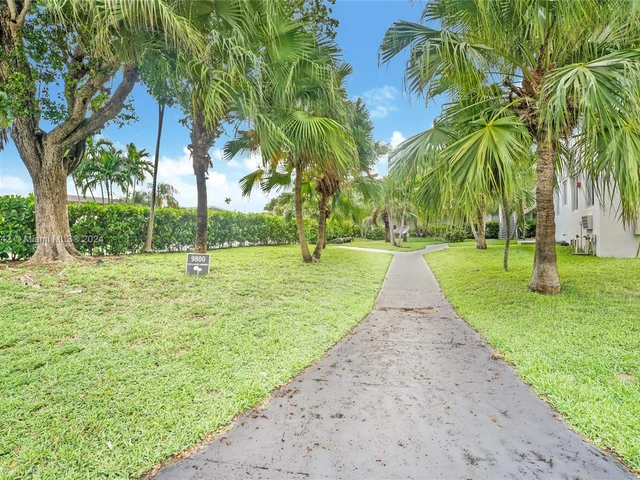 9850 E Bay Harbor Dr # 7A, Bay Harbor Islands FL 33154