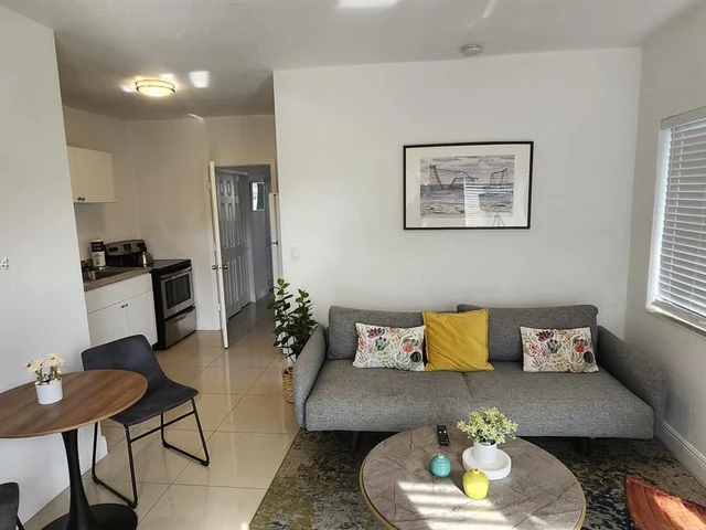 9850 E Bay Harbor Dr # 7A, Bay Harbor Islands FL 33154