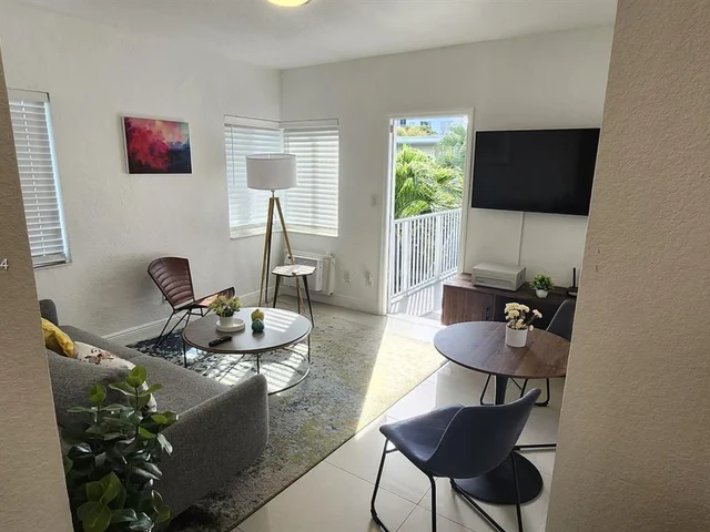 9850 E Bay Harbor Dr # 7A, Bay Harbor Islands FL 33154