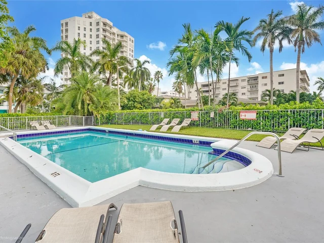 9850 E Bay Harbor Dr # 7A, Bay Harbor Islands FL 33154