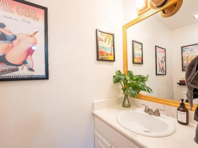 395 NW 89th Ln, Coral Springs FL 33071