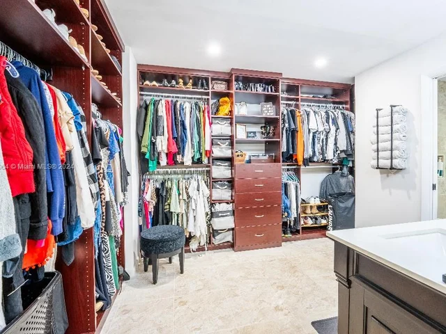 395 NW 89th Ln, Coral Springs FL 33071