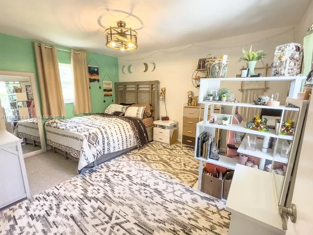 395 NW 89th Ln, Coral Springs FL 33071