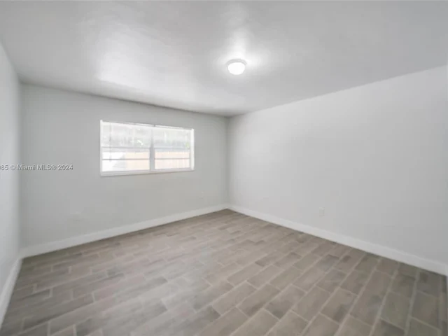 1606 SW 9th St # A, Miami FL 33135