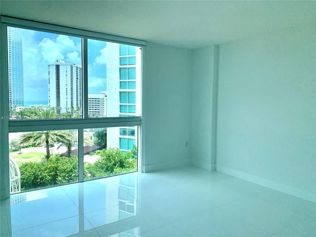 250 Sunny Isles Blvd # 901, Sunny Isles Beach FL 33160