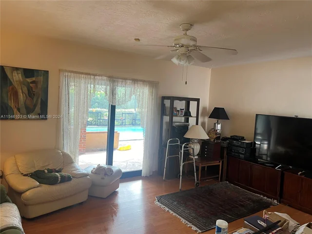 10704 SW 133rd Ter, Miami FL 33176