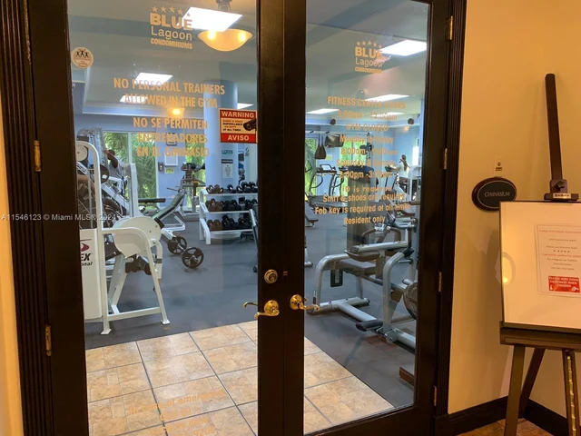 5077 NW 7th St, Miami FL 33126