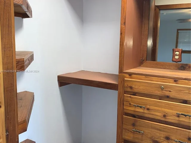 11091 SW 28th Ct, Davie FL 33328