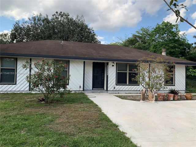 11091 SW 28th Ct, Davie FL 33328