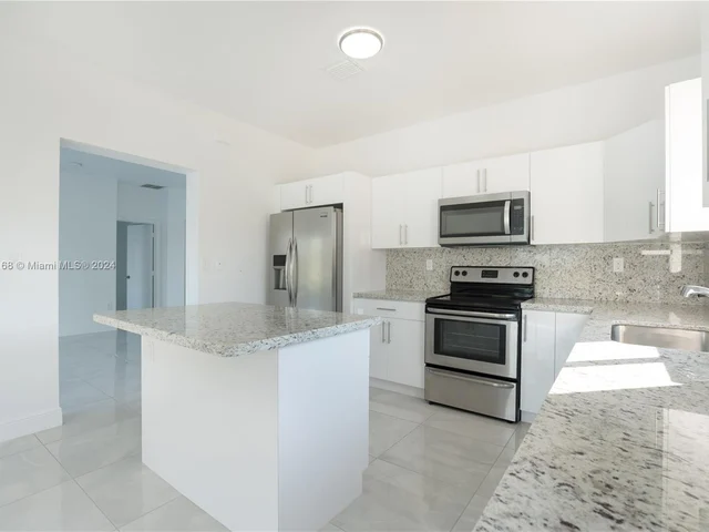 23004 SW 107th Pl # 23004, Miami FL 33170