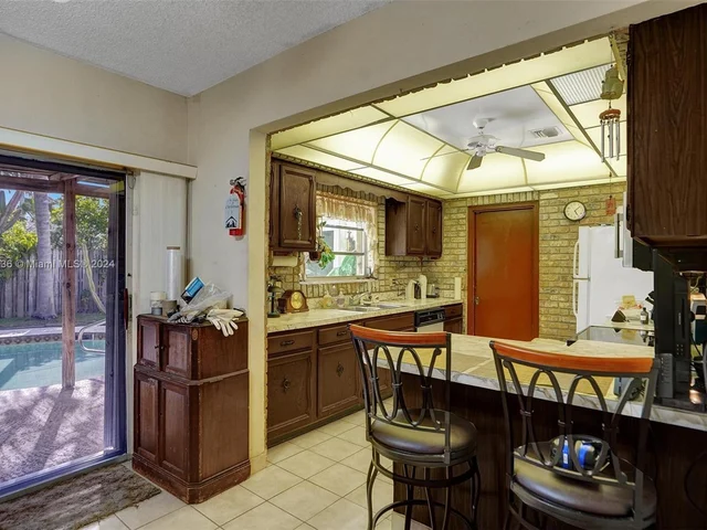 2441 Bayview Dr, Fort Lauderdale FL 33305