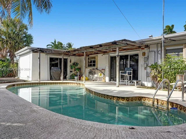 2441 Bayview Dr, Fort Lauderdale FL 33305