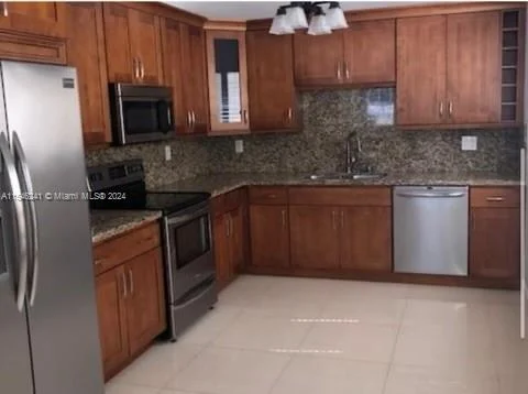 4752 SW 2nd Ter, Miami FL 33134