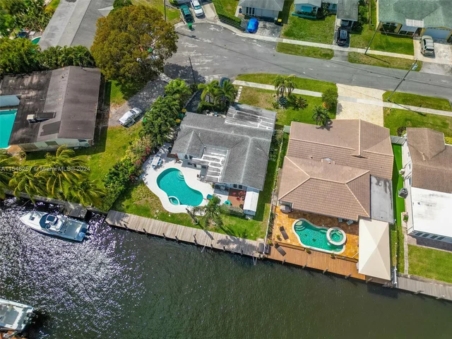 806 Argonaut Is # 806, Dania Beach FL 33004