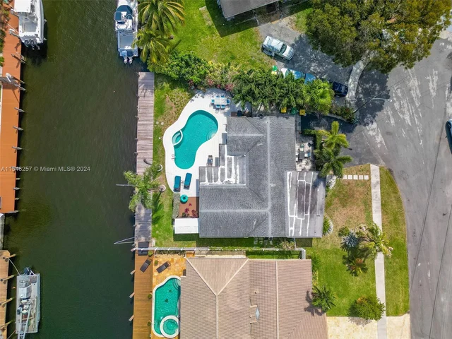 806 Argonaut Is # 806, Dania Beach FL 33004