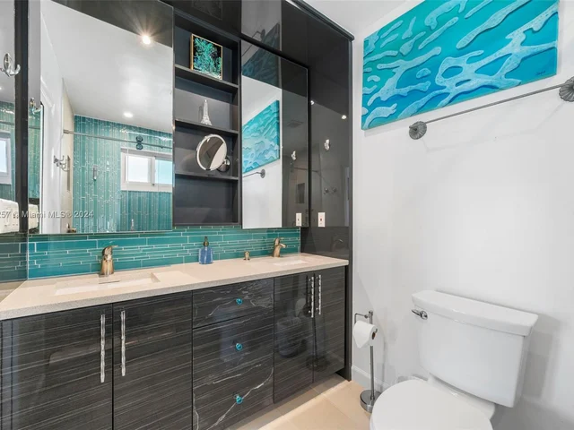 806 Argonaut Is # 806, Dania Beach FL 33004