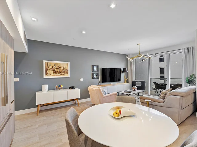 455 NE 39th St # 101, Miami FL 33137