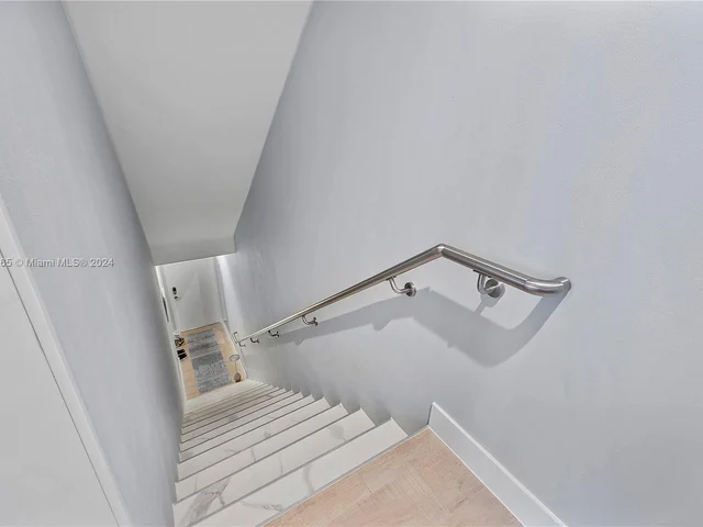 455 NE 39th St # 101, Miami FL 33137