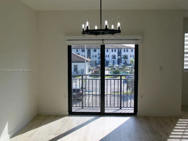 15600 SW 136th St # 206, Miami FL 33196