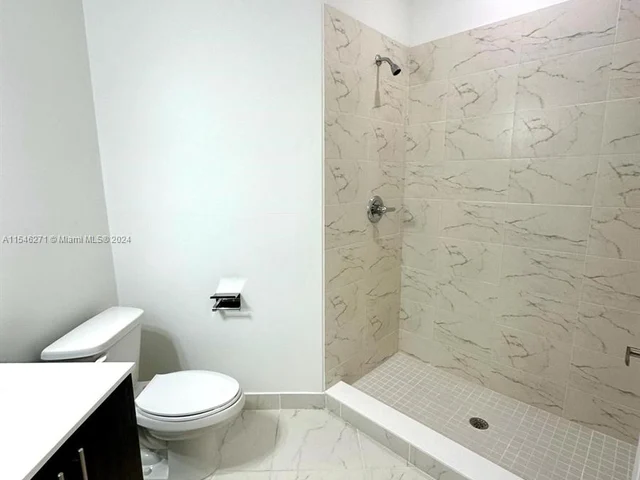 15600 SW 136th St # 206, Miami FL 33196