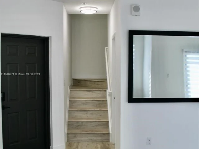 15600 SW 136th St # 206, Miami FL 33196