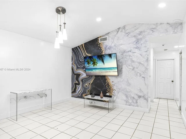 14480 SW 113th Ln, Miami FL 33186