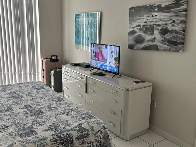 1200 NE Miami Gardens Dr # 612W, Miami FL 33179