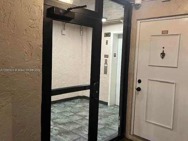 8735 Ramblewood Dr # 216, Coral Springs FL 33071