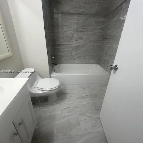 8735 Ramblewood Dr # 216, Coral Springs FL 33071