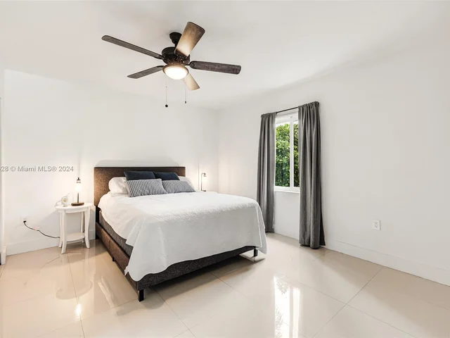 6625 SW 41st St, Miami FL 33155