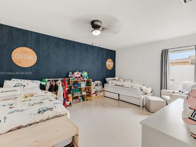 6625 SW 41st St, Miami FL 33155