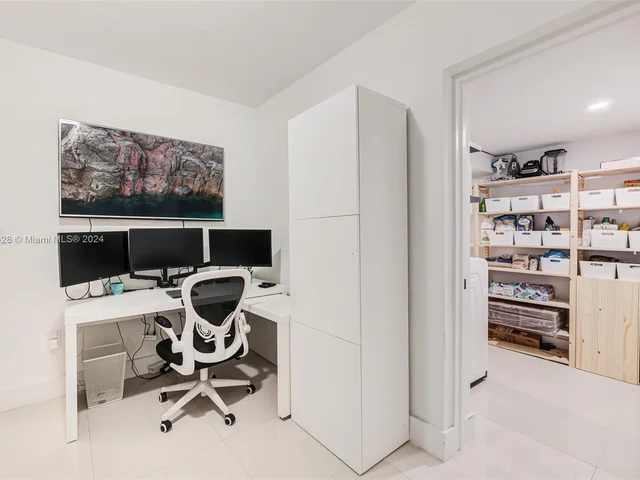 6625 SW 41st St, Miami FL 33155