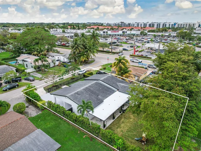 6625 SW 41st St, Miami FL 33155