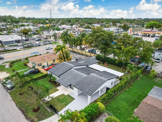 6625 SW 41st St, Miami FL 33155