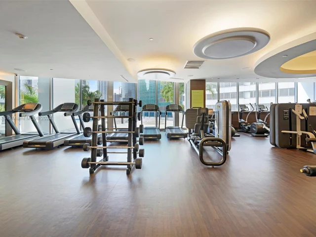 200 Biscayne Boulevard Way # 4314, Miami FL 33131