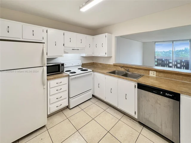 406 NW 68th Ave # 518, Plantation FL 33317