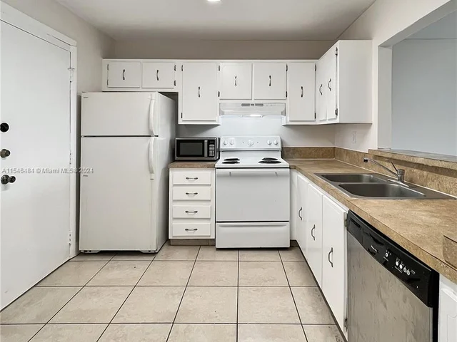 406 NW 68th Ave # 518, Plantation FL 33317