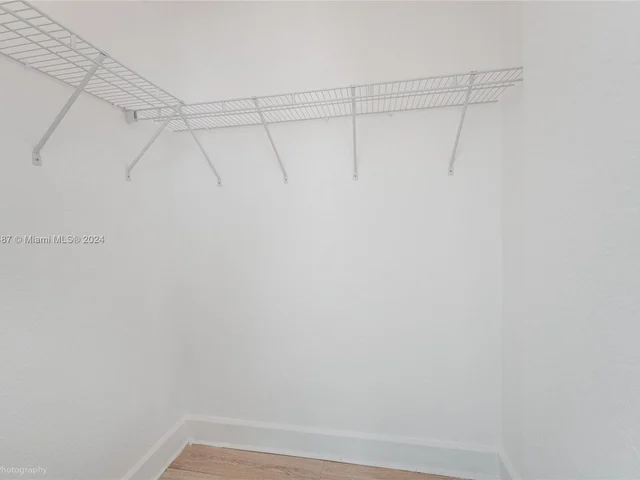 7501 E Treasure Dr # 3A, North Bay Village FL 33141