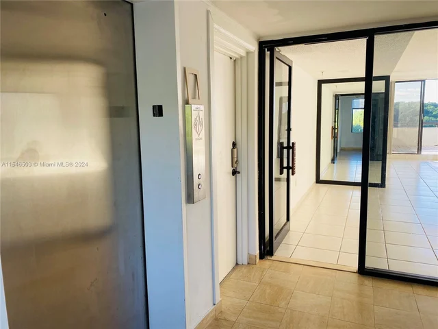 456 Poinciana Dr # 1620, Sunny Isles Beach FL 33160