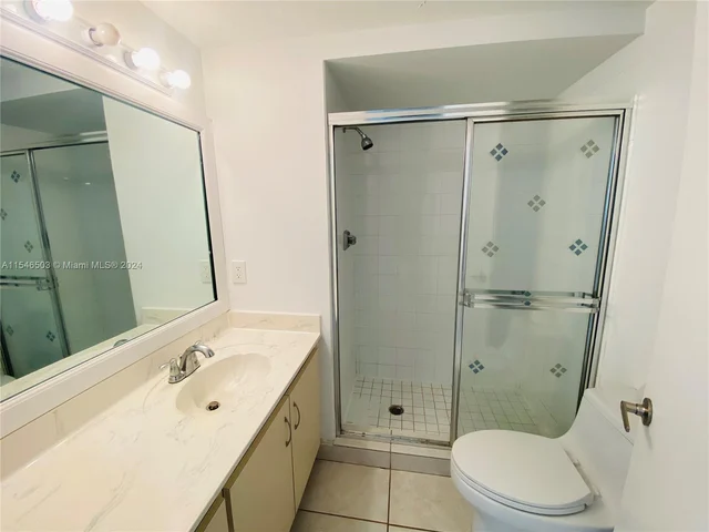 456 Poinciana Dr # 1620, Sunny Isles Beach FL 33160