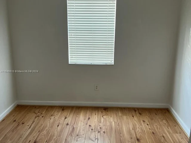 153 SE 28 PL # 3, Homestead FL 33033