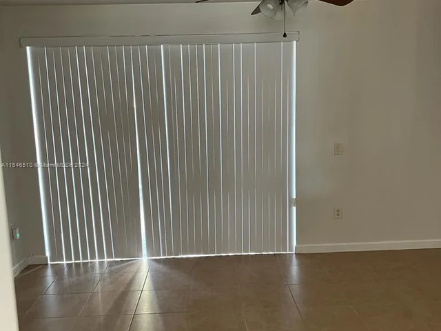 153 SE 28 PL # 3, Homestead FL 33033