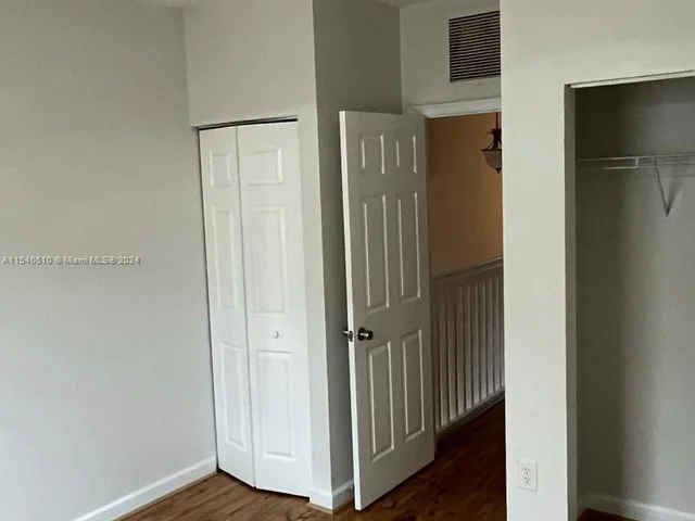 153 SE 28 PL # 3, Homestead FL 33033