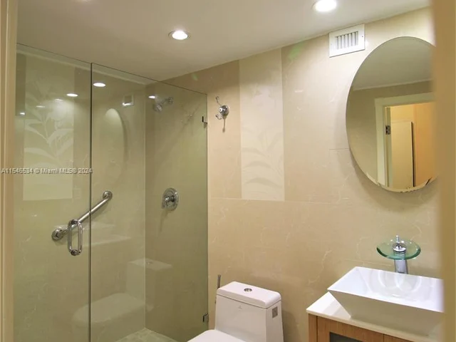 3001 S Ocean Dr # 821, Hollywood FL 33019