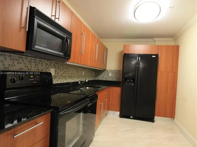 3001 S Ocean Dr # 821, Hollywood FL 33019