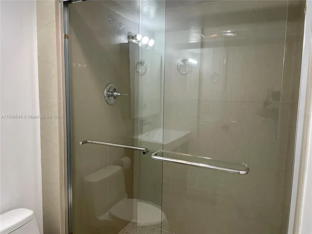 100 Bayview Dr # 722, Sunny Isles Beach FL 33160