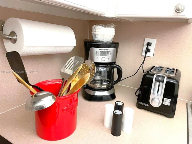 19370 Collins Ave # 1414, Sunny Isles Beach FL 33160